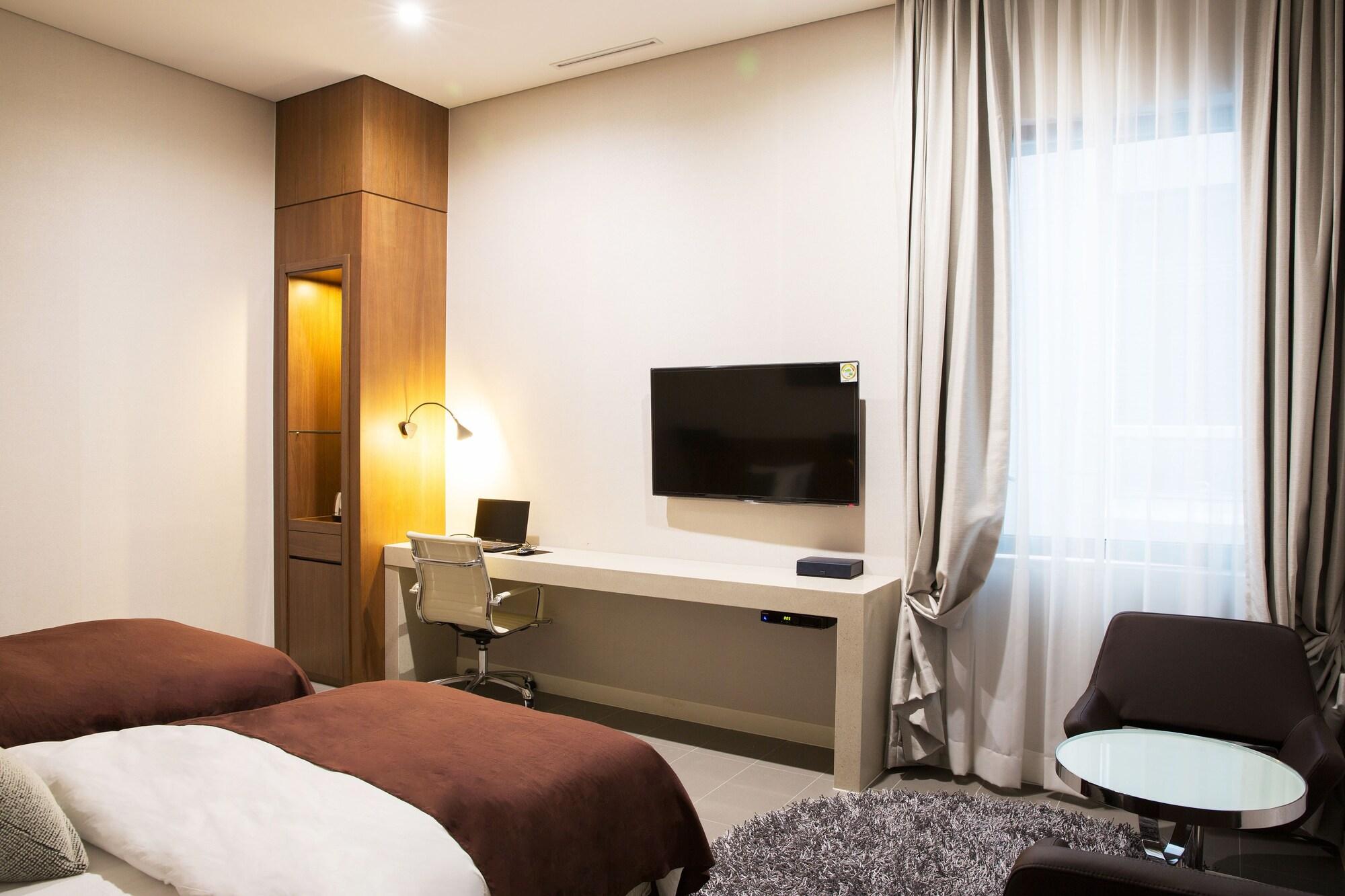 Hotel Mate Bundang Seongnam Bilik gambar